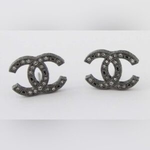 Chanel CC logo stud earrings